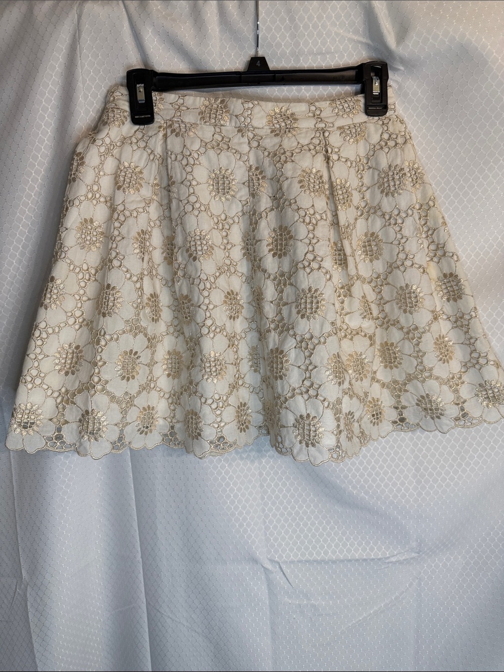 Lilly Pulitzer lined pleated lace miniskirt size 2
